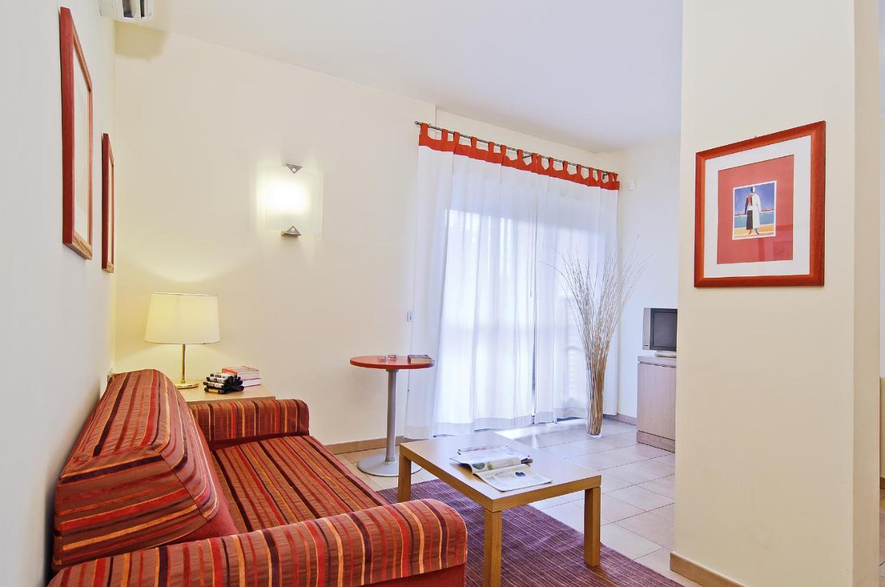 Residence I Triangoli Casal Palocco Buitenkant foto