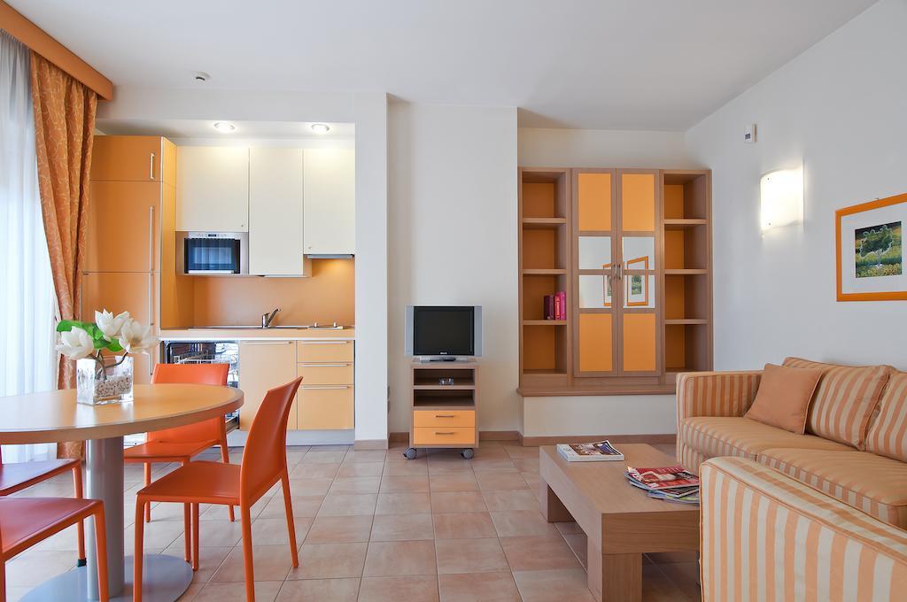 Residence I Triangoli Casal Palocco Kamer foto