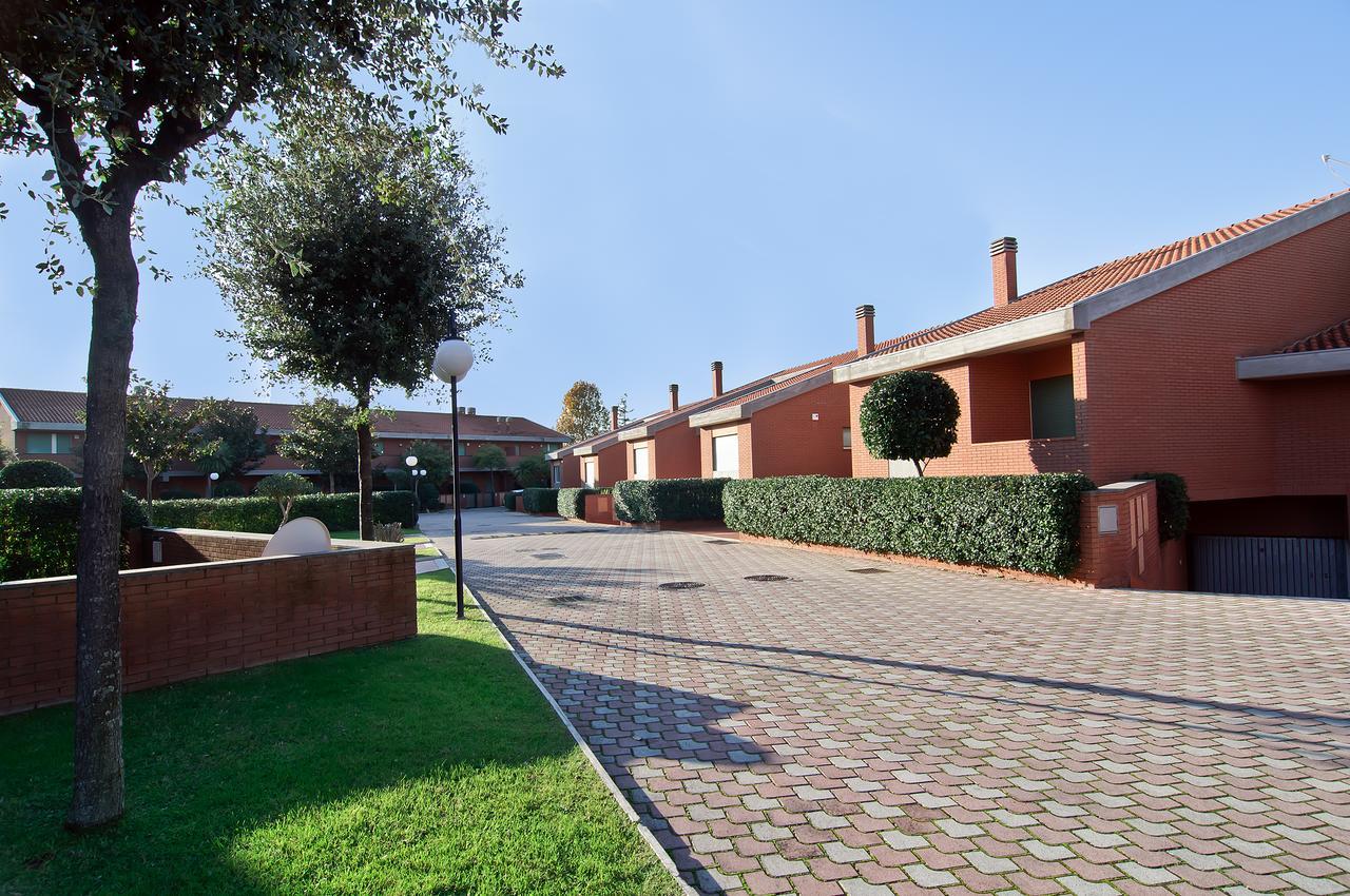 Residence I Triangoli Casal Palocco Buitenkant foto